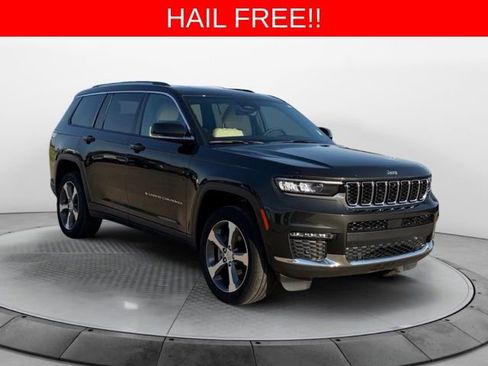 Used 2023 Jeep Grand Cherokee L Limited w/ Luxury Tech Group II AWD/4WD image 1