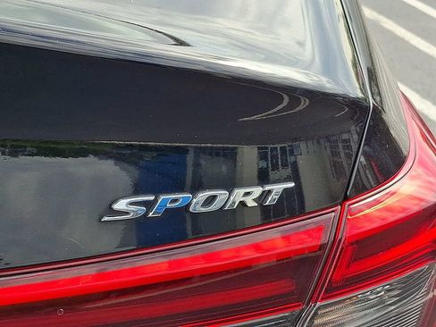 Used 2023 Honda Civic Sport image 30