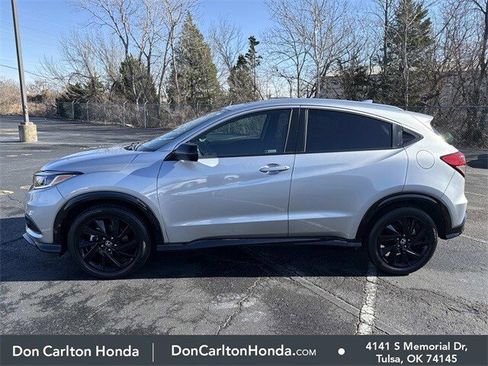 Used 2022 Honda HR-V Sport image 12