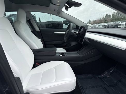 Used 2023 Tesla Model 3 Performance image 13