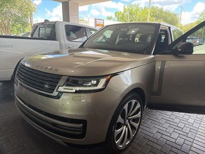 Used 2025 Land Rover Range Rover Long Wheelbase SE