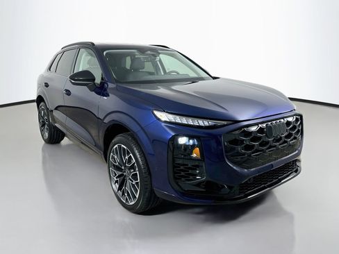 New 2026 Audi Q3 quattro 2.0T AWD/4WD image 3