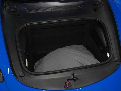 Used 2022 Porsche 718 Boxster RWD image 49