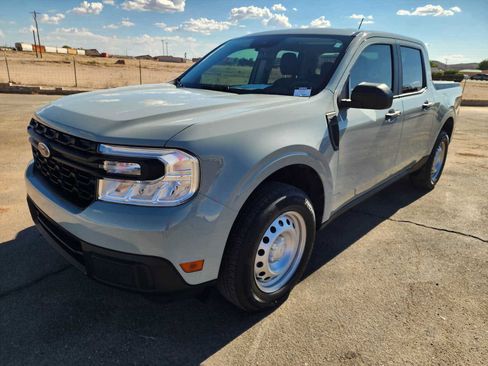 Used 2024 Ford Maverick XL FWD image 3