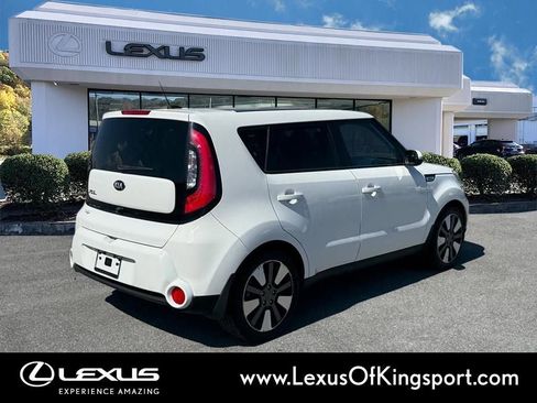 Used 2015 Kia Soul ! w/ Sun & Sound Package FWD image 5