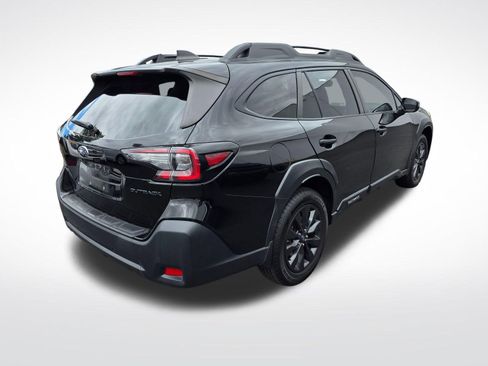 Used 2023 Subaru Outback Onyx Edition AWD/4WD image 5
