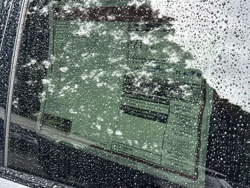 New 2025 Jaguar F-PACE R-Dynamic S image 28