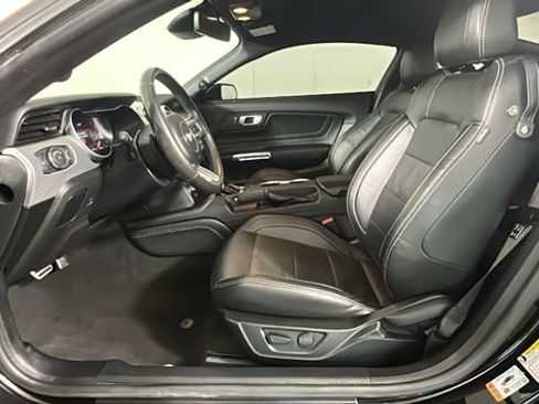 Used 2022 Ford Mustang GT Premium w/ Equipment Group 401A RWD image 10