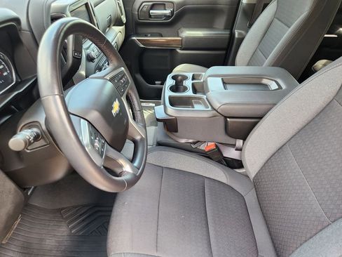 Used 2022 Chevrolet Silverado 1500 LT AWD/4WD image 11