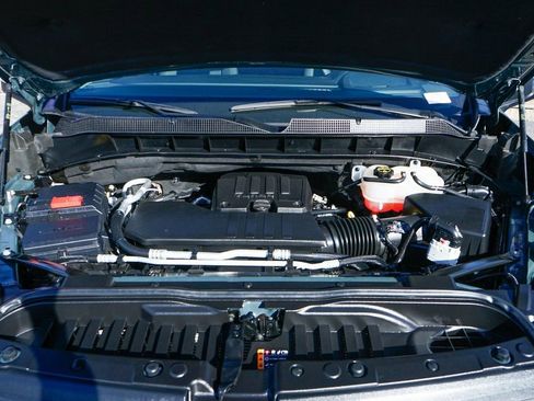 Used 2025 Chevrolet Silverado 1500 LT w/ All Star Edition Plus image 9