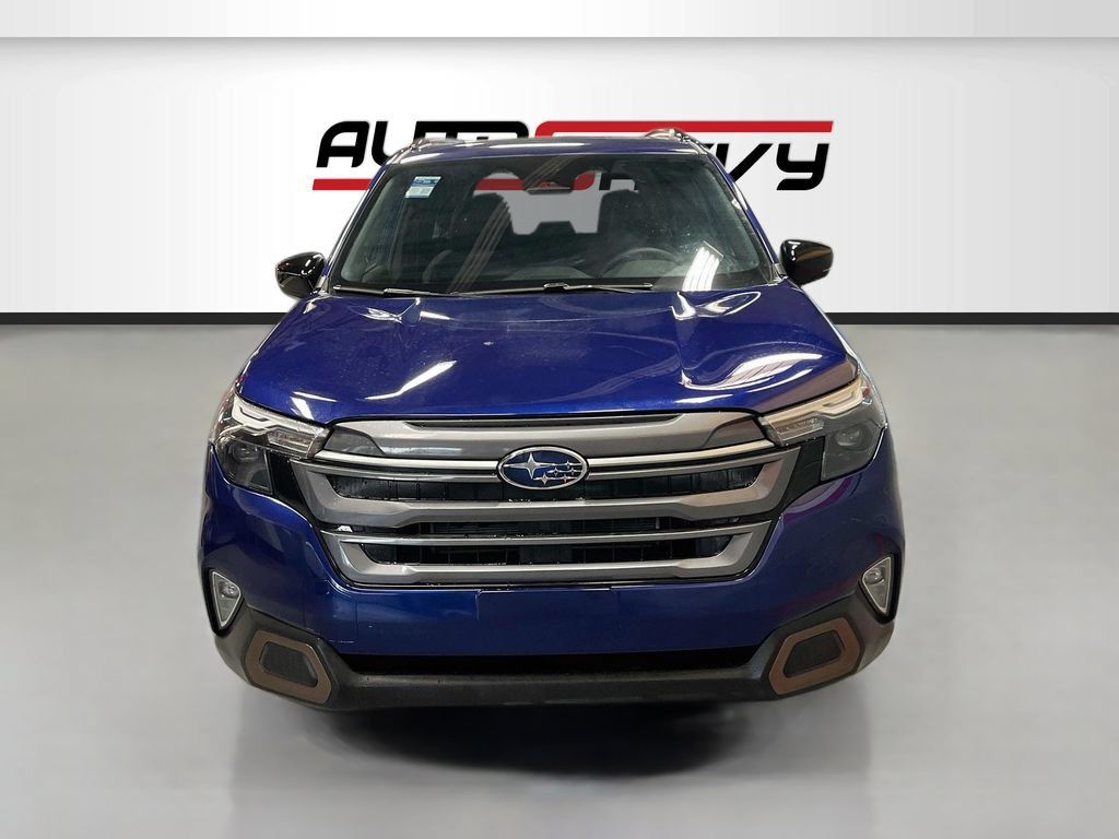 Used 2025 Subaru Forester Sport w/ Popular Package AWD/4WD image 2