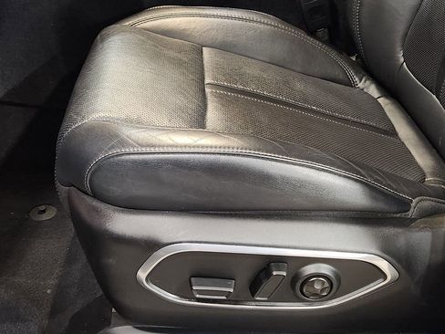 Used 2022 Jeep Wagoneer Series II w/ Premium Group I image 45