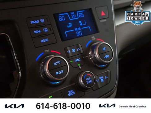 Used 2017 Toyota Sienna LE image 31