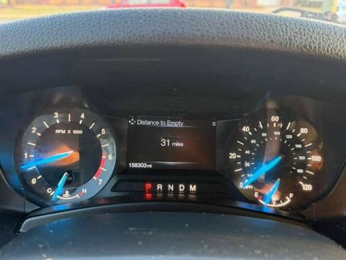 Used 2014 Dodge Charger SXT image 2