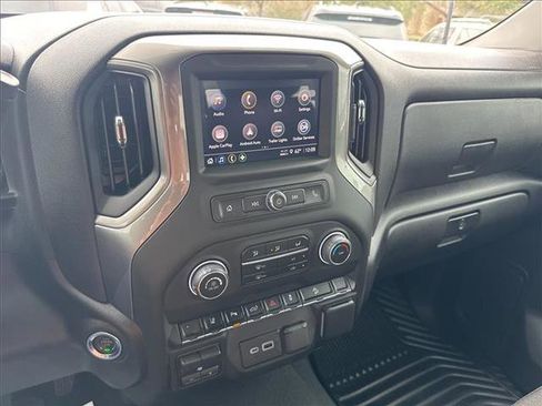 Used 2025 Chevrolet Silverado 2500 Custom w/ Custom Value Package image 21