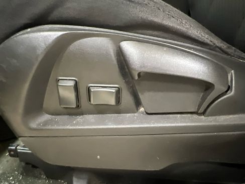 Used 2015 Chevrolet Equinox LS image 12