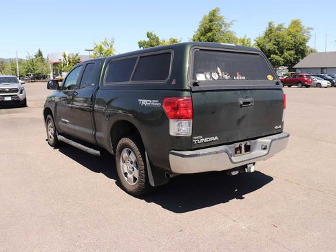 Used 2013 Toyota Tundra 4x4 Double Cab w/ TRD Off-Road Pkg image 7