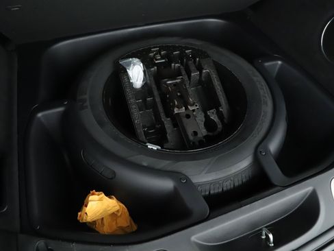 Used 2020 Jeep Grand Cherokee High Altitude AWD/4WD image 18