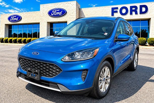 Used 2020 Ford Escape SE AWD/4WD image 1
