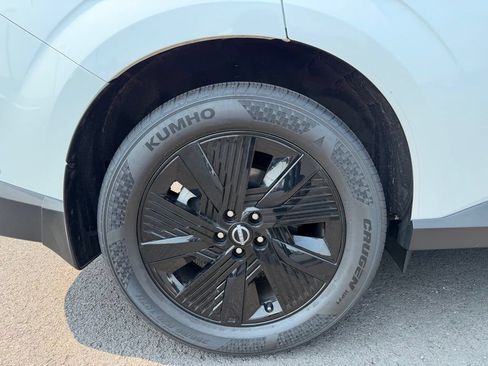 Used 2025 Nissan Murano SV AWD/4WD image 10