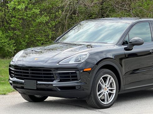 Certified 2023 Porsche Cayenne Coupe AWD/4WD image 11