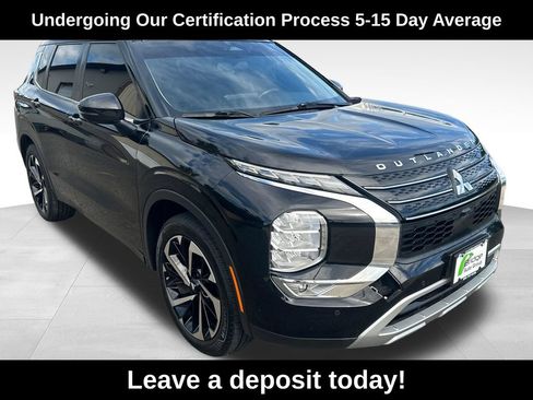 Used 2022 Mitsubishi Outlander SEL Black Edition FWD image 1