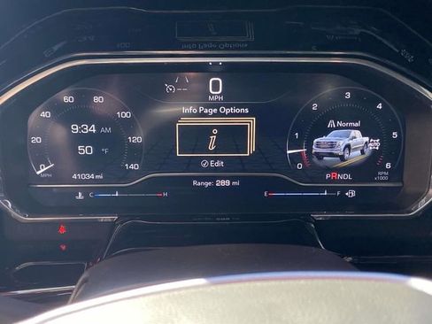 Used 2025 GMC Sierra 1500 SLT image 27