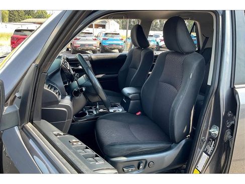 Used 2022 Toyota 4Runner TRD Off-Road image 25