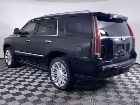 Certified 2020 Cadillac Escalade Platinum AWD/4WD image 21