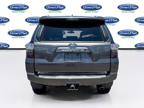 Used 2016 Toyota 4Runner SR5 AWD/4WD image 6