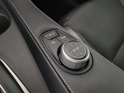 Certified 2025 INFINITI QX50 Luxe AWD/4WD image 31