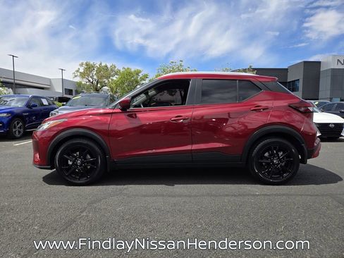 Used 2022 Nissan Kicks SV FWD image 3