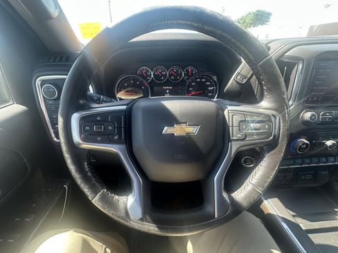 Used 2022 Chevrolet Silverado 2500 LT w/ Convenience Package AWD/4WD image 17