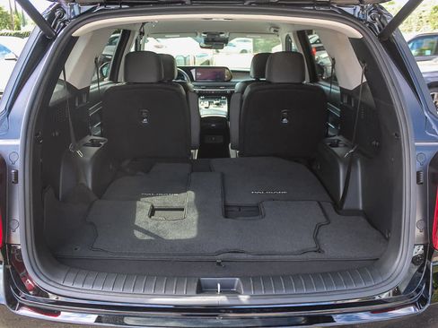 Used 2025 Hyundai Palisade SEL FWD image 24