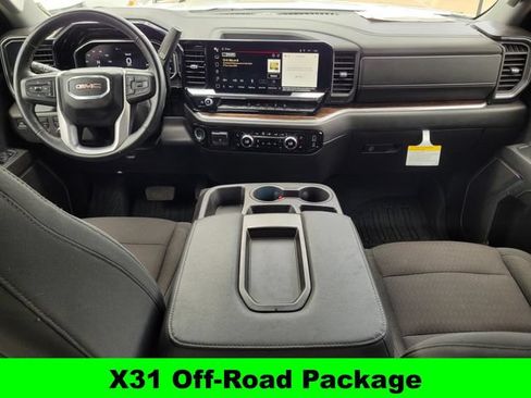 Used 2024 GMC Sierra 2500 SLE AWD/4WD image 13