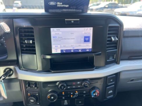 Used 2025 Ford F250 XLT AWD/4WD image 19