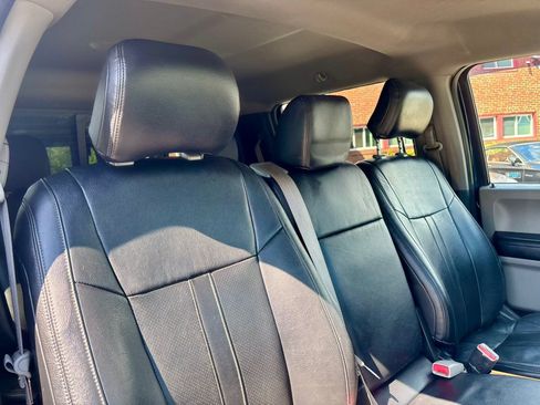 Used 2016 Ford F150 XLT w/ Equipment Group 302A Luxury AWD/4WD image 17