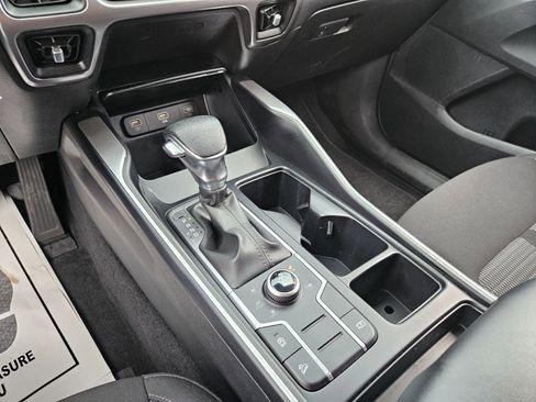 Used 2023 Kia Sorento LX image 24