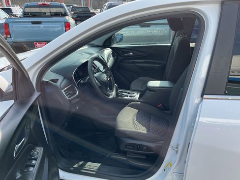 Used 2021 Chevrolet Equinox LT image 25