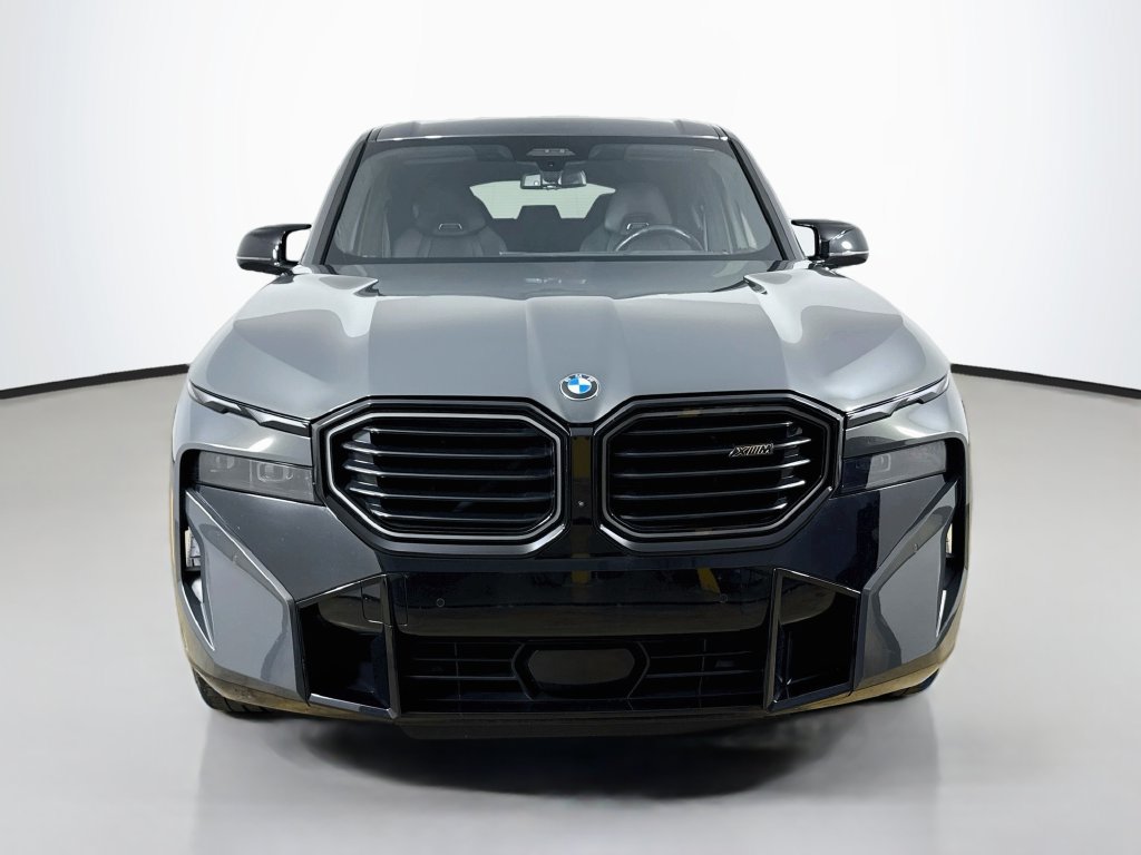 Used 2023 BMW XM AWD/4WD image 2