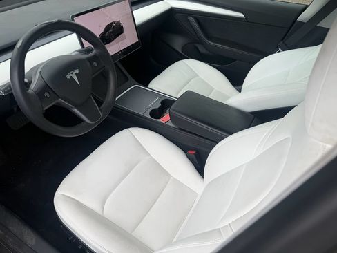 Used 2022 Tesla Model 3 Long Range AWD/4WD image 3