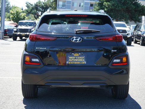 Used 2018 Hyundai Kona SEL AWD/4WD image 4