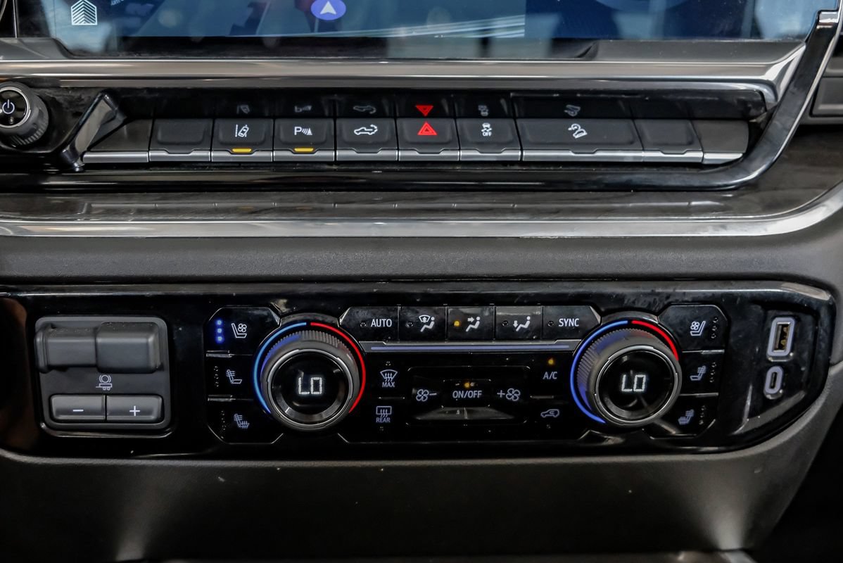 Used 2025 Chevrolet Silverado 2500 LTZ w/ LTZ Convenience Package AWD/4WD image 25