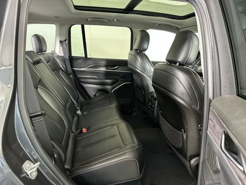 Used 2023 Jeep Grand Cherokee 4WD 4xe image 27