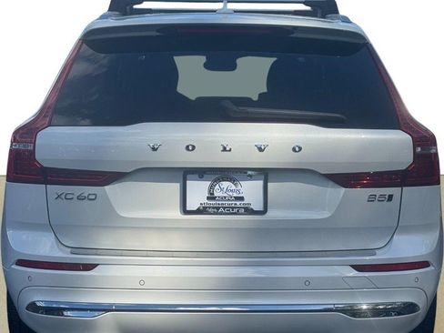 Used 2023 Volvo XC60 B5 Ultimate w/ Climate Package AWD/4WD image 7
