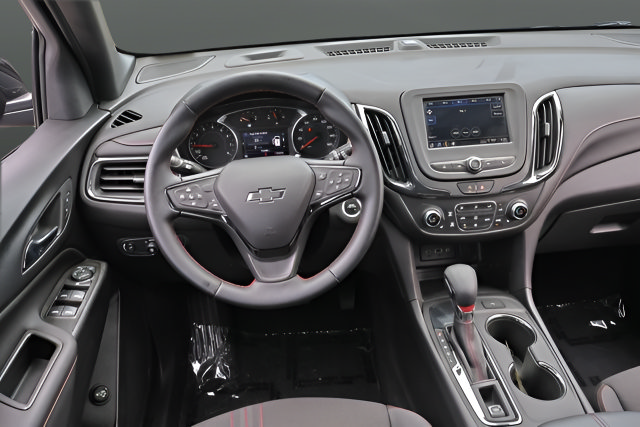 Used 2024 Chevrolet Equinox RS FWD image 15