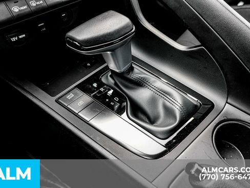 Used 2025 Hyundai Elantra Sport image 43