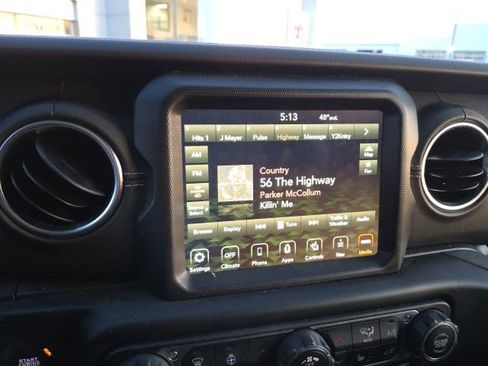 Used 2023 Jeep Wrangler Unlimited Sahara w/ Cold Weather Group image 14