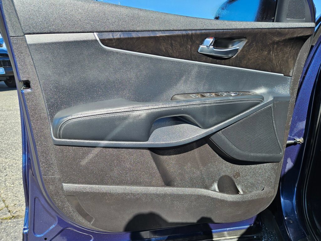 Used 2016 Kia Sorento FWD image 26