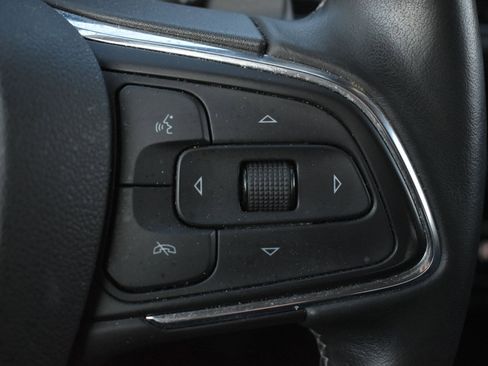 Used 2023 Buick Envision Preferred image 18